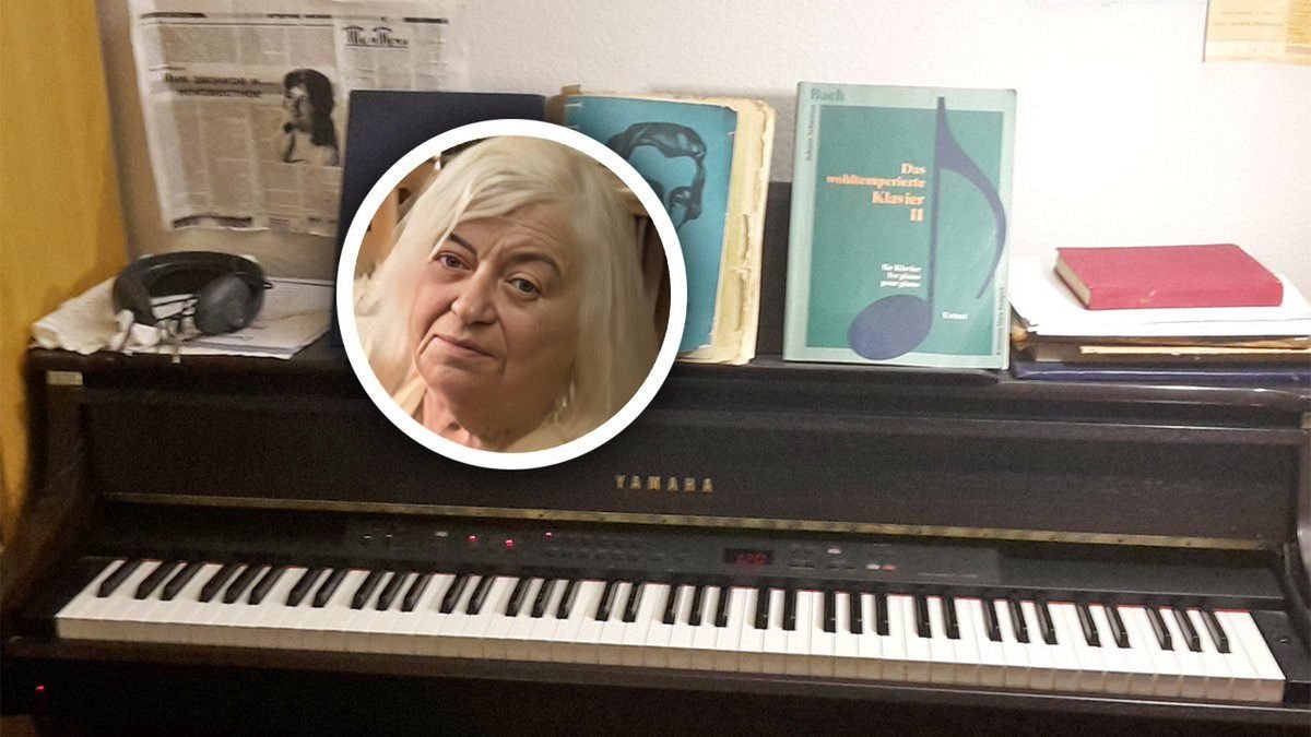 Holocaust denier angry at Jewish woman